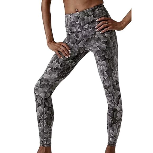 Athleta Elation Textured Tight in Chakra Floral Black Sea Salt, Size S Petite - Picture 1 of 7